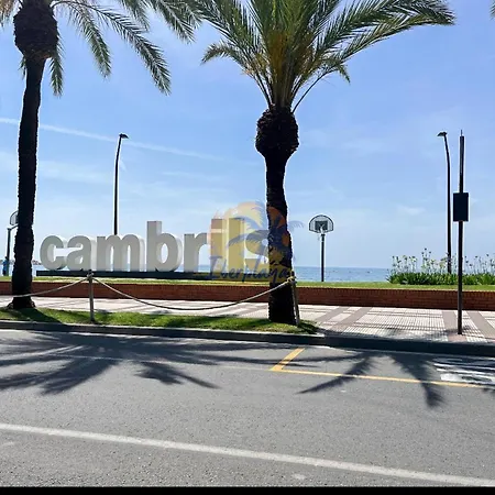 Garbi Iberplaya アパート カンブリルス